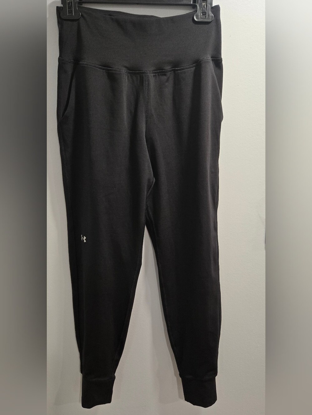 Under Armour Black High Waisted Jogger Leggings Pockets Small EUC